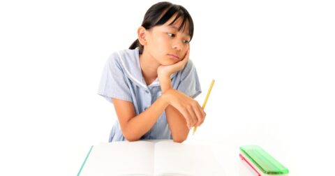 【要注意】子どものやる気をいっきになくす「親の行動」2パターン – 赤ペン先生のほめ方