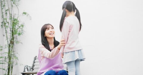 考えが浅い親と考えが深い親、「子どもへの声かけ」に現れる決定的な差 – 赤ペン先生のほめ方