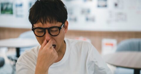 上司の香水がキツい…ある日「気づいたことがあったら何でも言って」と言われた→何と言ったら気づいてもらえる？ – 大人の言い換え力検定