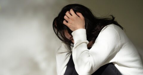 1日に何十回も手を洗うよう命令される…強迫症を抱える子に振り回される家族の苦悩 – ニュースな本