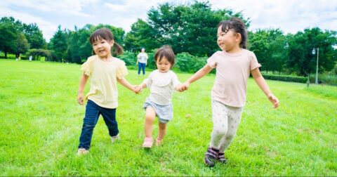 「どこでもうまくやっていける人」の親が最初に身につけさせていた、たった1つの力 – まいにちがたのしくなるおやくそく できるかな？