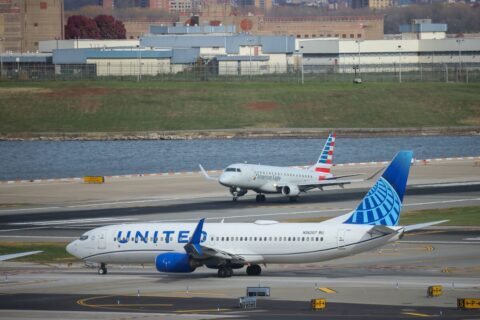 ユナイテッド航空CEOがアメリカン航空との合併の可能性を米政府高官に提案､実現すれば世界最大の航空会社が誕生 | 政治・経済・投資 | 東洋経済オンライン