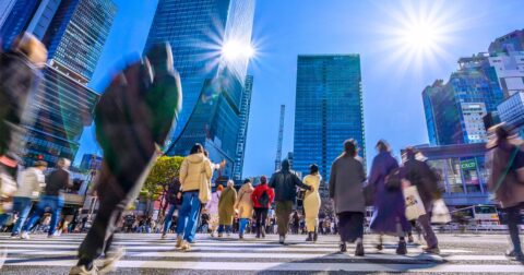 日本は不自由だが、それがいい。外国人政策が厳格化されても中国人が日本を選ぶワケ – ＤＯＬ特別レポート