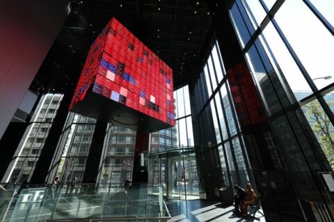 日経平均株価が最高値更新でついに6万円に接近､米国とイランの停戦期待から企業収益を評価する取引が優勢に | 政治・経済・投資 | 東洋経済オンライン