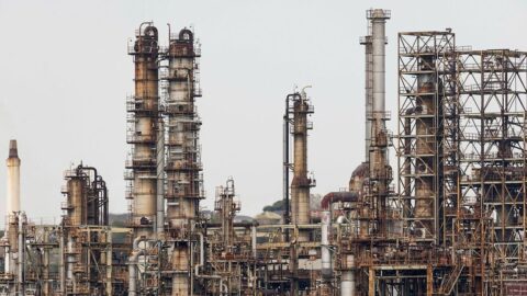 日本経済の急所｢ナフサ｣ ､中東依存･備蓄なし･供給不安が不足を招く／5月末に輸入途絶も？ | ビジネス | 東洋経済オンライン