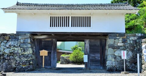 『豊臣兄弟！』で話題の竹中半兵衛、ドラマでは描かれないやばい「おしっこ事件」とは？ – 東大教授がおしえる 超！やばい日本史