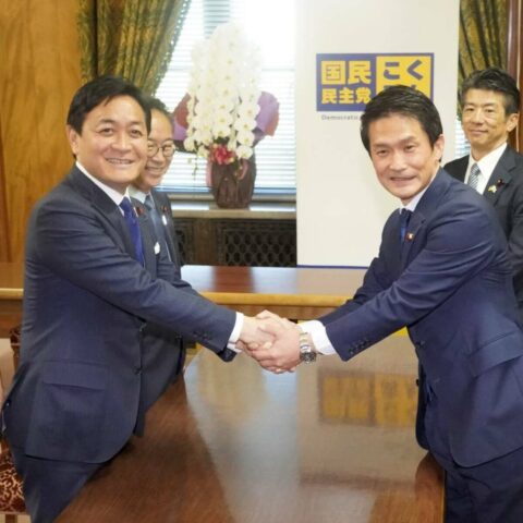 2人の”悪目立ち”が高市人気のもう1つの理由？ 中道･小川氏と国民民主･玉木氏が繰り広げる｢足の引っ張り合い｣という愚 | 政治・経済・投資 | 東洋経済オンライン