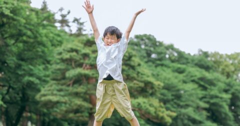 「語彙を増やせ」では逆効果？ 子どもの言語化力を伸ばす意外すぎる方法 – こども言語化大全