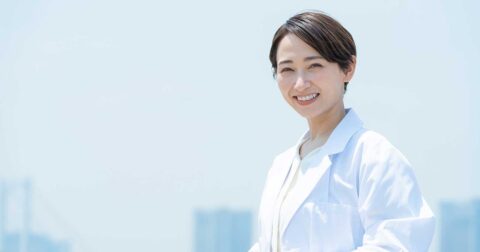 【脳の専門医が教える】「甘いものでリフレッシュ」は脳に逆効果？ 頼れる味方を“最悪の敵”に変えるNG習慣 – 脳の専門医が教える 100歳までボケない脳　「ミクログリア」が味方する６つの習慣術