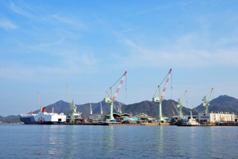 ｢国策｣をバネに株価2倍超､自衛隊輸送艦も手がける内海造船の強み…中国･韓国勢にはオーダーメイドで対抗 | ビジネス | 東洋経済オンライン