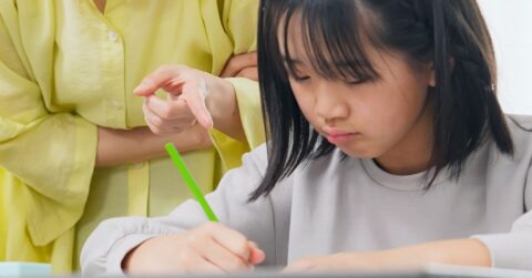 嫌いなのは算数じゃなくて親の言動…子どもを「算数嫌い」にする親のNG行動【プロが断言】 – 「フォトン算数クラブ」が教える 最強の算数学習法