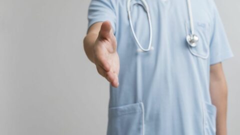 専門医､経歴､出身大学…がん治療で命を預けられる”医師の条件”　患者を診て40年の医師が明かす｢録音NGはアウト｣の訳 | ライフ | 東洋経済オンライン