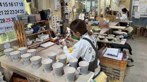 200万円のシーサーも売れる　”忘れ去られた場所”だった《沖縄の壺屋》が復活…｢やちむん｣が人気を集めるまで | ライフ | 東洋経済オンライン