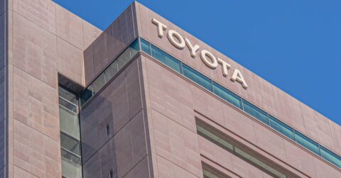 新車販売ランキングでトヨタに次ぐ2位に入った「躍進企業」の名前 – モビリティ羅針盤～クルマ業界を俯瞰せよ 佃義夫
