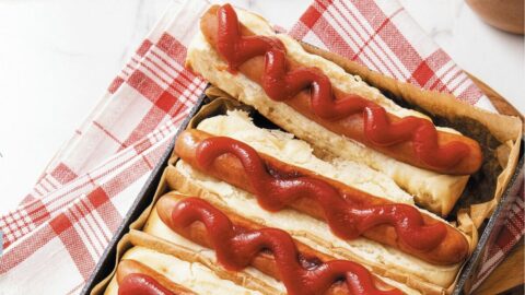 家のお米と｢卵焼き器｣でパンが焼ける！？管理栄養士が教える超時短ホットドッグ＆余りご飯で作る爆速お好み焼き | ライフ | 東洋経済オンライン