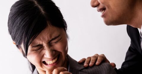 【要注意】職場の人間関係を一瞬で“崩壊”させるひと言・ワースト3 – 人生は「気分」が10割──最高の一日が一生続く106の習慣
