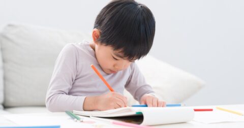 親が後回しにすると、子どもの学力に悪影響を及ぼす“たった1つの癖” – まいにちがたのしくなるおやくそく できるかな？