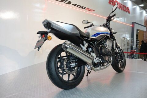 伝統の4気筒400ccモデル復活に歓喜､ホンダ｢CB400スーパーフォア/CBR400Rフォア｣コンセプトモデル公開に胸高まる理由 | ライフ | 東洋経済オンライン