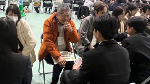 子の自己肯定感を高めるのは｢評価しない大人｣との対話 福岡発｢トーク･フォークダンス｣が全国に”じわり”広がるワケ | キャリア・教育 | 東洋経済オンライン