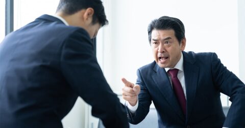 反論も沈黙もNG…高圧的な人を一発で黙らせる「最強のひと言」とは？ – ニュースな本