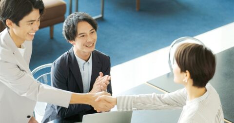 二流は「相手の話を否定する」…仕事ができる人が代わりに使う「4文字の言葉」とは？ – ニュースな本