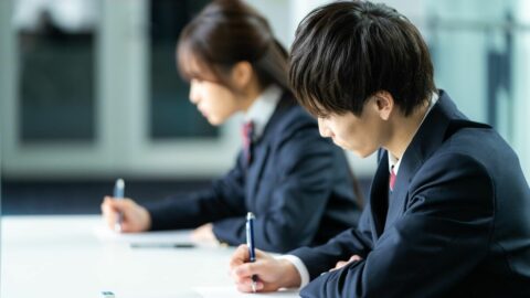 東大と京大の国語はどちらが難しい？ 東大合格者が語る｢穴のない学力｣求める東大と｢自分の言葉にする力｣求める京大の差 | キャリア・教育 | 東洋経済オンライン