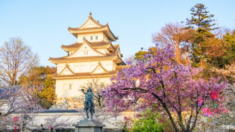 ｢かつて柴田勝家から”柴”の字をもらい羽柴と名乗った｣信長を激怒させた秀吉の職場放棄 背景に《柴田勝家とケンカ》説 | キャリア・教育 | 東洋経済オンライン