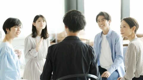 ｢あなたはどう思う？｣｢あなたの意見は？｣AI時代に一番必要な”思考の力”を高める｢読み方スキル｣のスゴい効果 | キャリア・教育 | 東洋経済オンライン