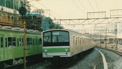 JR値上げで話題｢鉄道運賃｣代表区間50年の推移　JRと私鉄が競合する大都市圏の運賃を徹底比較 | ビジネス | 東洋経済オンライン