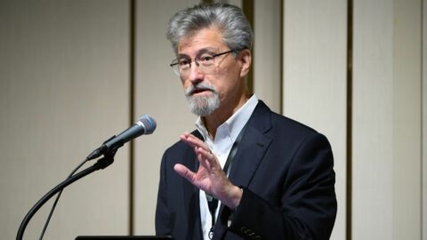 セブン&アイ､年収上限を25億円に引き上げる議案が承認…株価下落で｢再任はあり得ない｣との声も | 政治・経済・投資 | 東洋経済オンライン