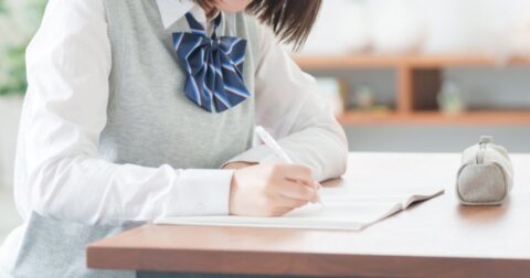 イライラする子に「勉強しなさい」は逆効果、カリスマ塾講師がまず渡すものとは？ – 「算数力」は小3までに育てなさい