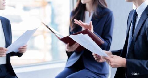 一瞬で内定をつかむ就活生のグループディスカッションでの振る舞い – ありのままの自分で、内定につながる　脇役さんの就活攻略書