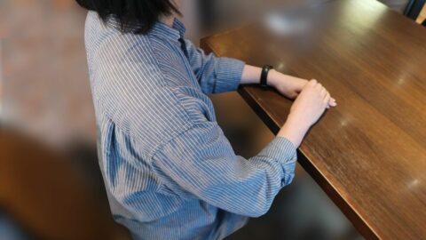 ｢嫌なら出ていけ｣継父に怒鳴られた夜､もっと傷ついたのは母の言葉だった…”母の夫”と3人で暮らし始めた子どもの本音 | ライフ | 東洋経済オンライン