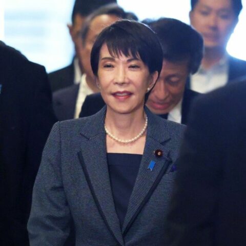 ｢消費税減税｣の議論はなぜここまで迷走しているのか？ ｢悲願｣にこだわる高市首相に立ちはだかる”2つの圧力”の正体 | 政治・経済・投資 | 東洋経済オンライン