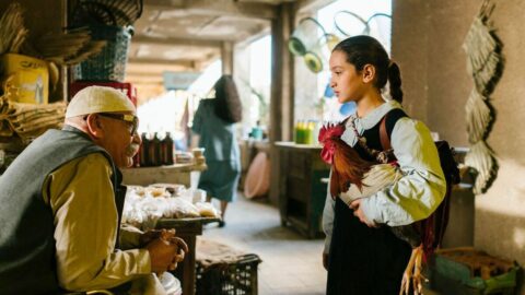独裁者の｢誕生日ケーキ作り｣を命じられた9歳の少女…　フセイン政権下の子供たちが直面した”想像を絶する過酷な運命” | ライフ | 東洋経済オンライン
