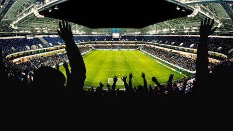 欧州主要リーグに｢日本人選手は70人超｣でも監督はゼロ…W杯優勝を本気で目指す日本に欠けた”最後のピース”の正体 | ライフ | 東洋経済オンライン