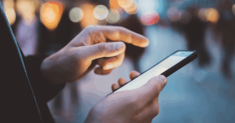 「デフォルト設定でスマホを使ってる人」は、死ぬまで14年溶かす – 脱スマホ術