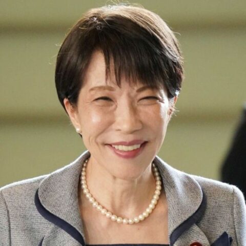 “逃げ切り”に自信満々!? ｢中傷動画疑惑｣で大ピンチのはずの高市首相が野党の追及をノラリクラリとかわし続ける裏事情 | 政治・経済・投資 | 東洋経済オンライン