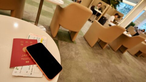 旅行に関する”すべて”が入っているiPhoneが､海外で突如､使えなくなってしまったら？ | ビジネス | 東洋経済オンライン