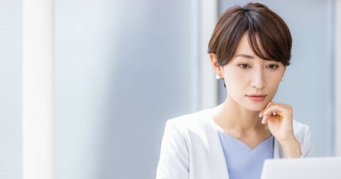 AI時代は「問いを立てる力」が大事だという人が知らない、「仕事がデキる人」に不可欠な力とは？ – 組織の病気～成長を止める真犯人～　秋山進