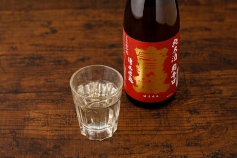 【人に教えたくなる酒】男が惚れる男酒。日本酒「宝剣」（広島県）