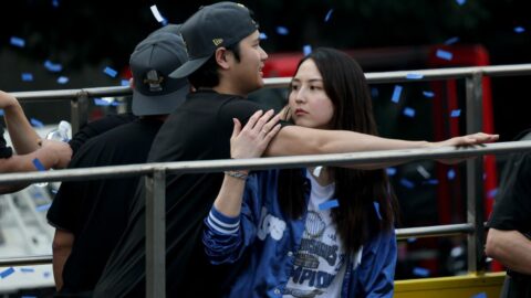 大谷翔平｢第2子誕生｣の裏で過熱する《年子論争》…真美子夫人を勝手に心配する人々が陥った｢脳のバグ｣の正体 | ライフ | 東洋経済オンライン