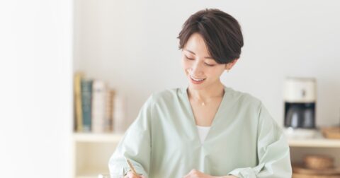 【不安が和らぐ】「今日会った人」の名前を書く習慣 – 人日記　1日1分、会った人の名前を書く