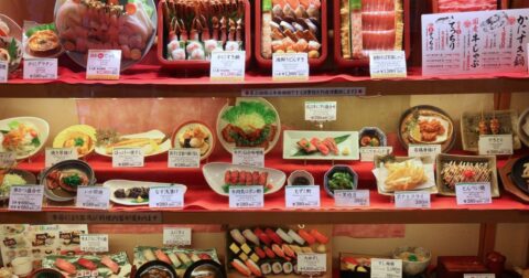 なぜ飲食店の入り口には、実物よりも美味しそうな「食品サンプル」が並んでいるのか？ – 客単価アップ大事典