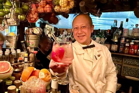 【福岡・天神の屋台バーでひとり飲み】心にしみる旨しカクテルと博多の人情