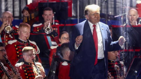 イラン停戦合意が映し出すアメリカ覇権の限界､”平和の使者”を自称してきたトランプ外交の現実と世界秩序の危うい行方 | 政治・経済・投資 | 東洋経済オンライン