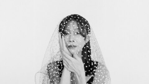 ｢予告映像で楽しそうに笑っている！｣中森明菜（60）20年ぶりバラエティ出演　”クールな歌姫”の呪縛から解かれた現在地の魅力 | ライフ | 東洋経済オンライン