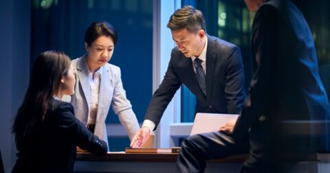 「優秀なリーダー」が最も警戒する状態・ワースト1 – 3000件の職場の悩みを解決したプロが教える リーダーのふるまい大全