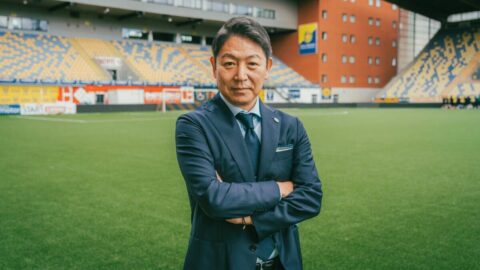 ジャパネットも出資…DMMがベルギーのサッカークラブで築いた｢リーグ最高水準の黒字経営｣日本企業200社が支える仕組み | ビジネス | 東洋経済オンライン