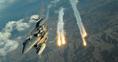 イランで撃墜された米軍機パイロットは直前に「クラゲ型UAP」を目撃していた！ ドローンか異星人か、正体めぐり深まる謎